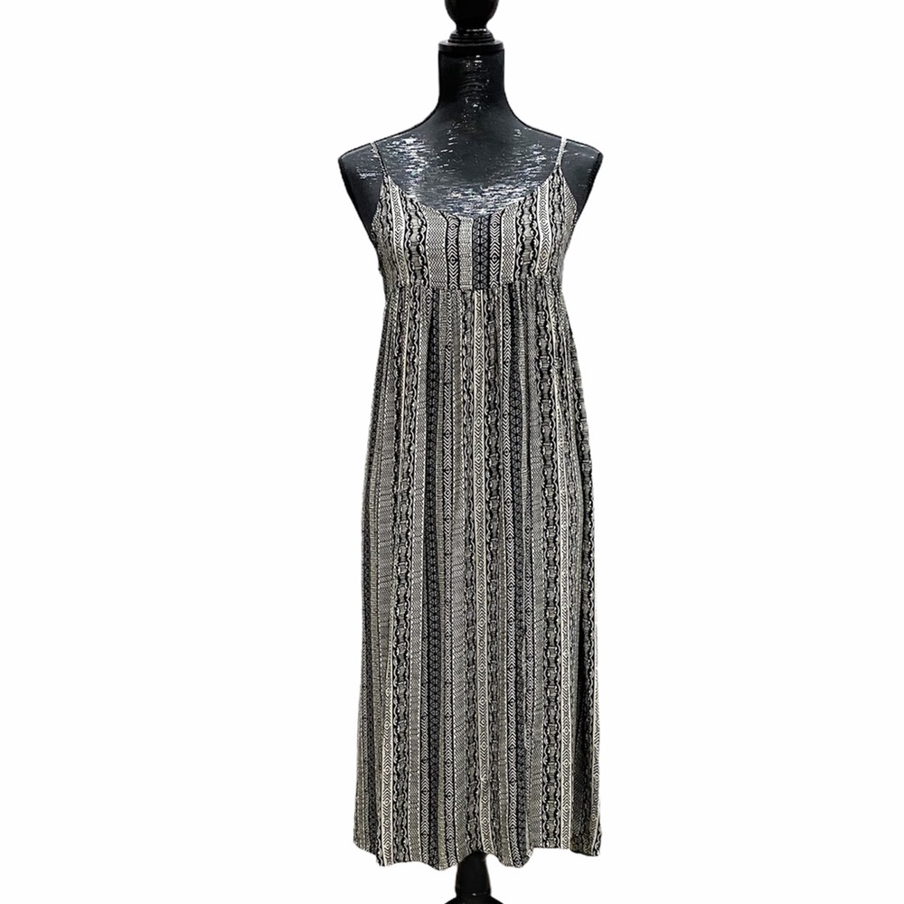 URBAN OUTFITTERS Ecote Dress